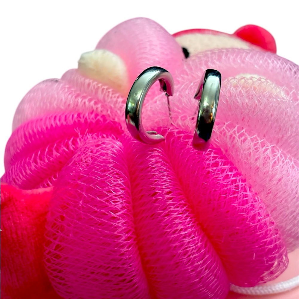 Fashion Jewelry simply silver earrings